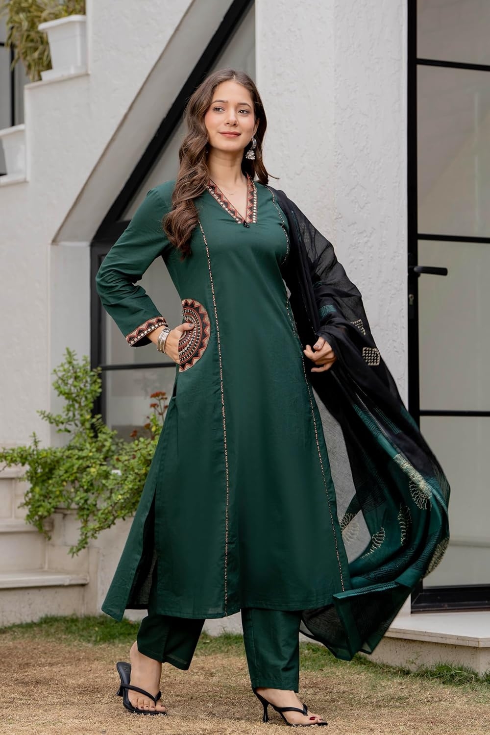 MEERA FAB Women Floral Printed Pure Cotton Straight V-Neck Kurta with Palazzos & Dupatta - Image 14