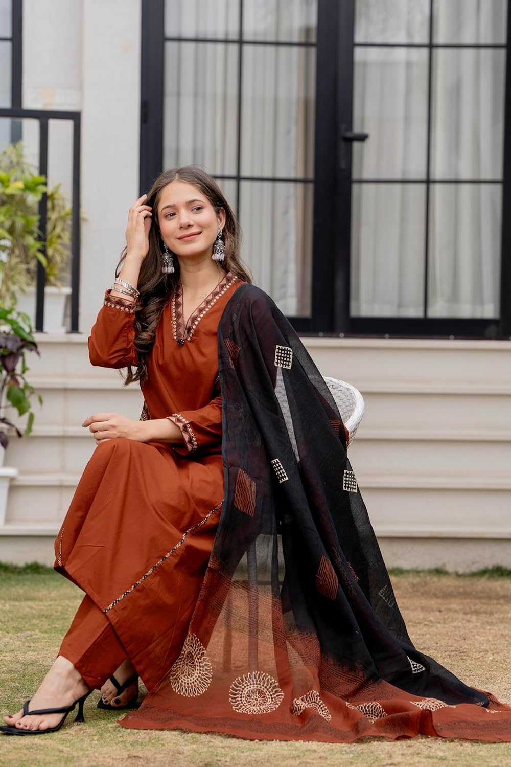 MEERA FAB Women Floral Printed Pure Cotton Straight V-Neck Kurta with Palazzos & Dupatta - Image 24