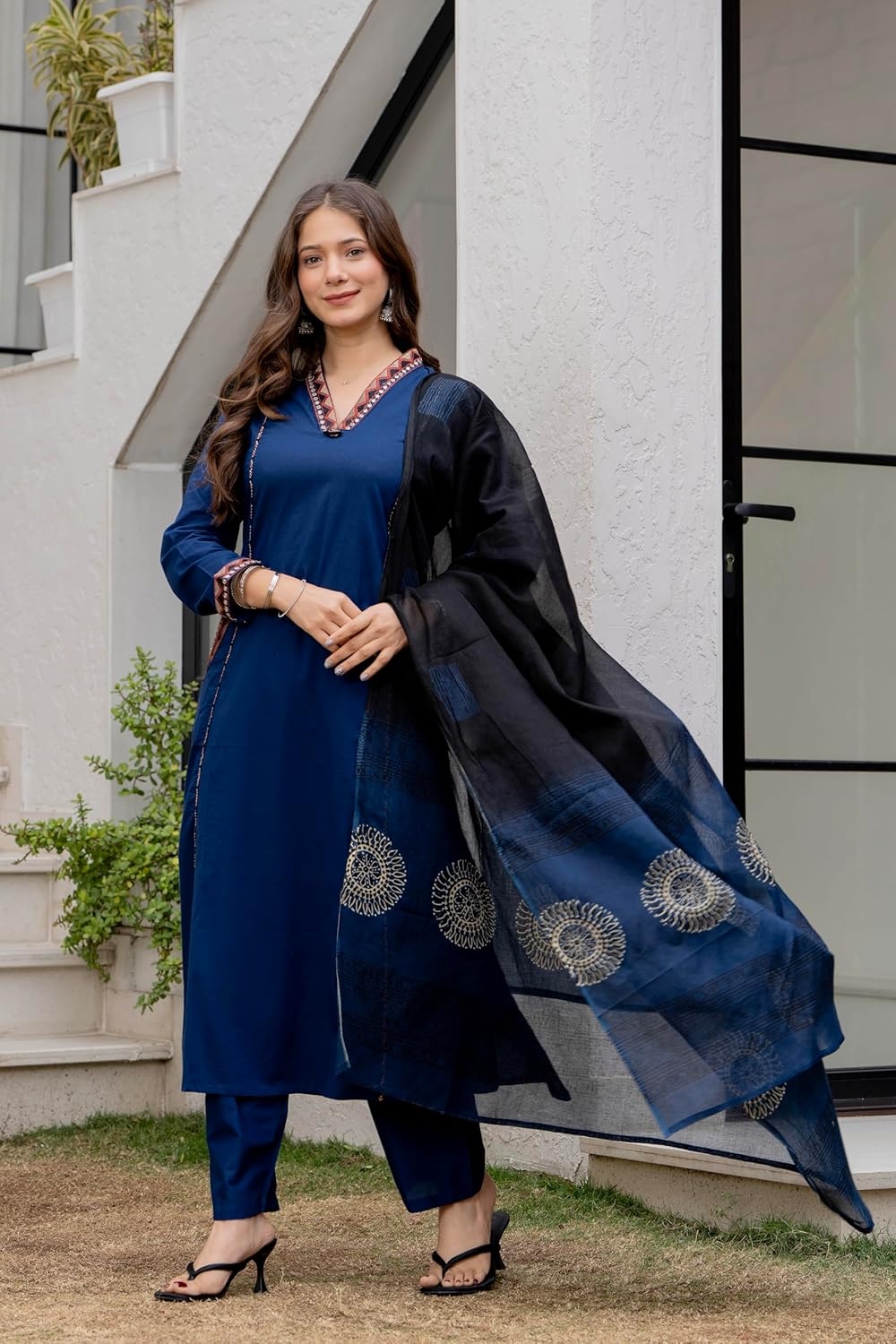 MEERA FAB Women Floral Printed Pure Cotton Straight V-Neck Kurta with Palazzos & Dupatta - Image 35