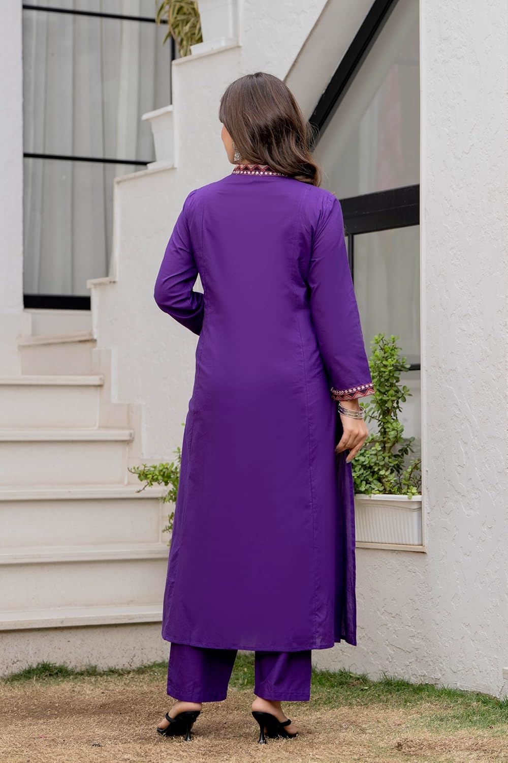 MEERA FAB Women Floral Printed Pure Cotton Straight V-Neck Kurta with Palazzos & Dupatta - Image 45