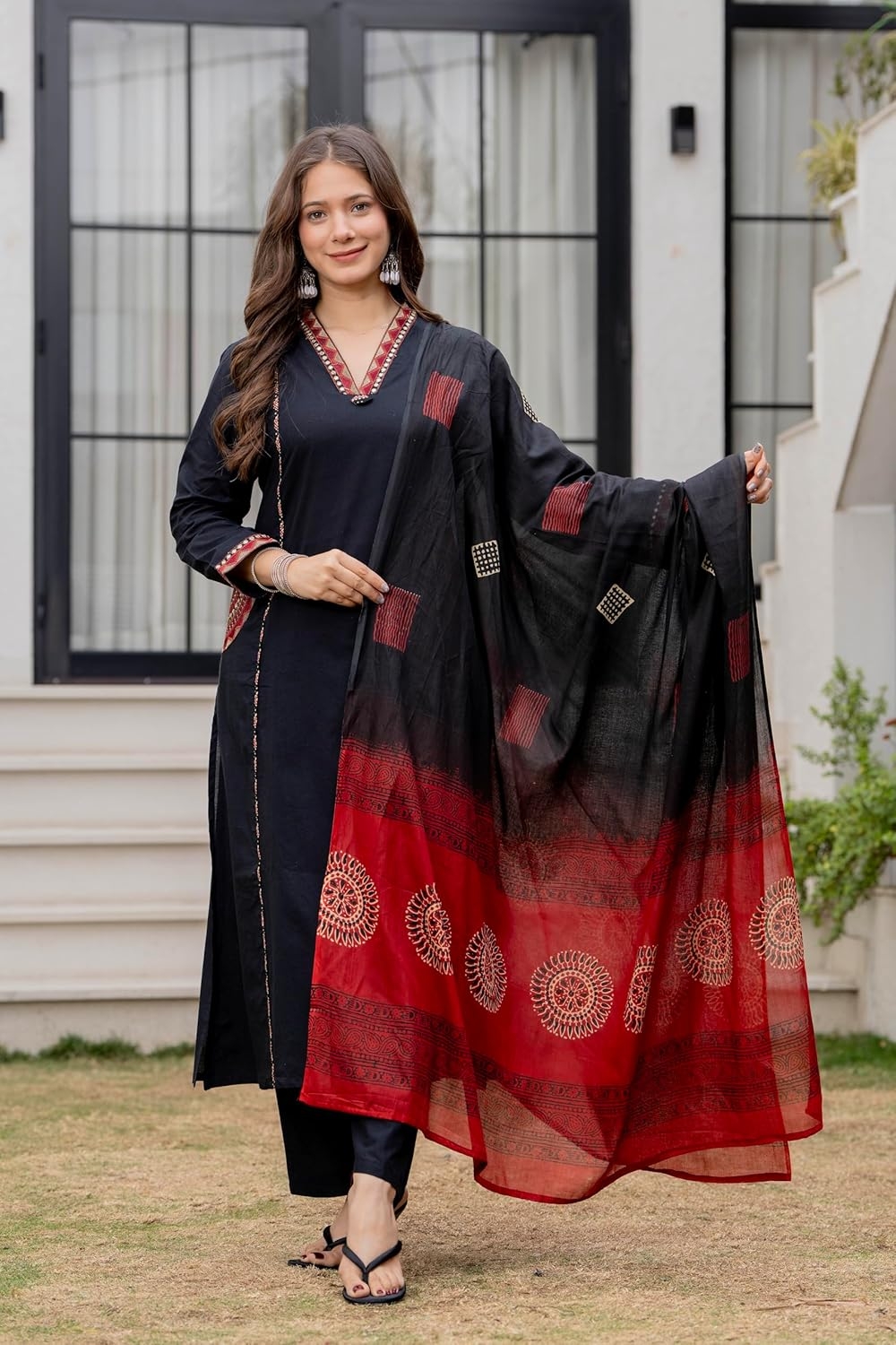 MEERA FAB Women Floral Printed Pure Cotton Straight V-Neck Kurta with Palazzos & Dupatta - Image 47