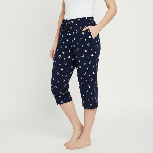 Women’s Regular Fit Mid Rise Star Printed Knit Capri - Image 3